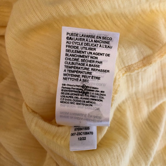 Chico’s 100% Cotton 3/4 Sleeve V-Neck Sleeve Buttons Light Yellow Size 3 - Picture 7 of 8